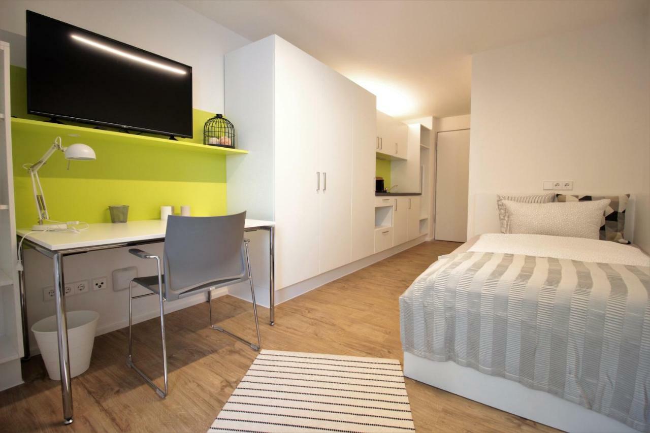 Studio Apartment - Balcony, Netflix, University Hospital Proximity Würzburg Eksteriør bilde